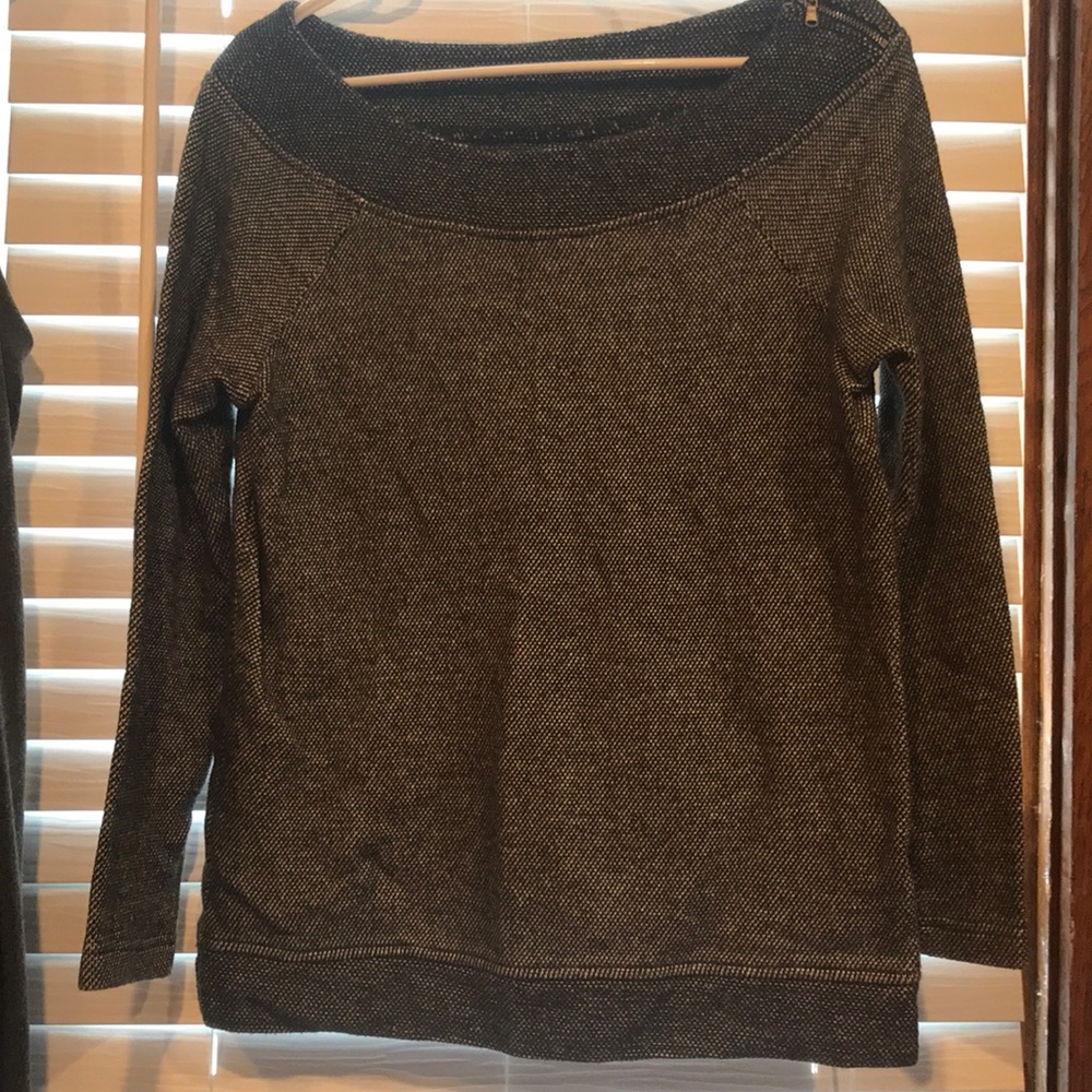 Loft Sweater ❄️
